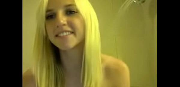  Name of this hot blonde camgirl